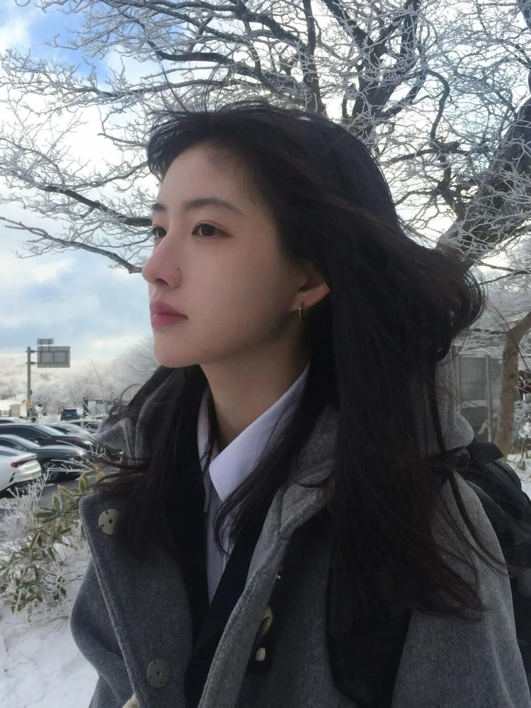 希望你因生活美好而喜极而泣 每一帧都是热爱 清冷感 她眼眸中隐约的是孤...