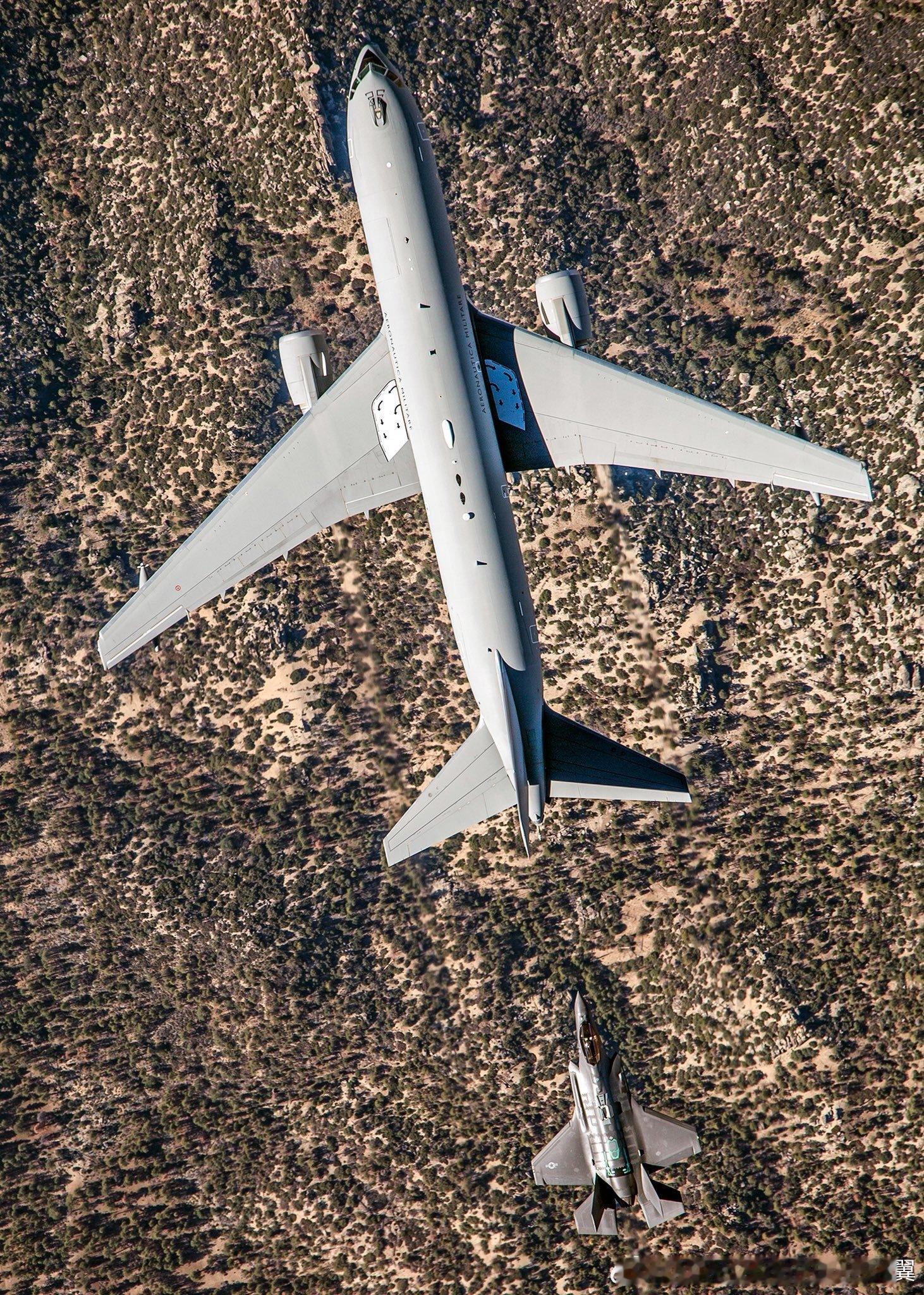 KC-46和F-35A尺寸对比 