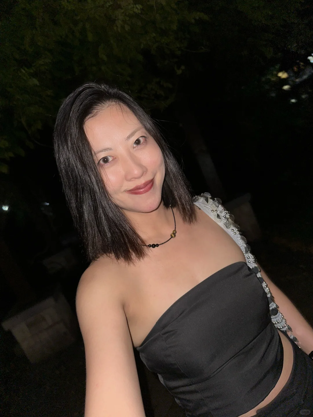 把黑暗打扫干净，光进来的时候才敞亮