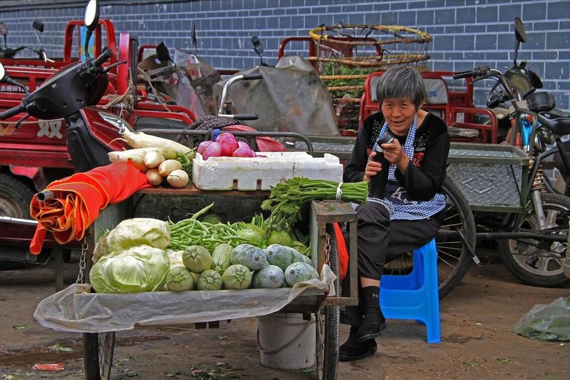 未来2个月，建议大家：少囤萝卜，多囤5样，为寒冬做准备，别马虎
由于天气异常，南