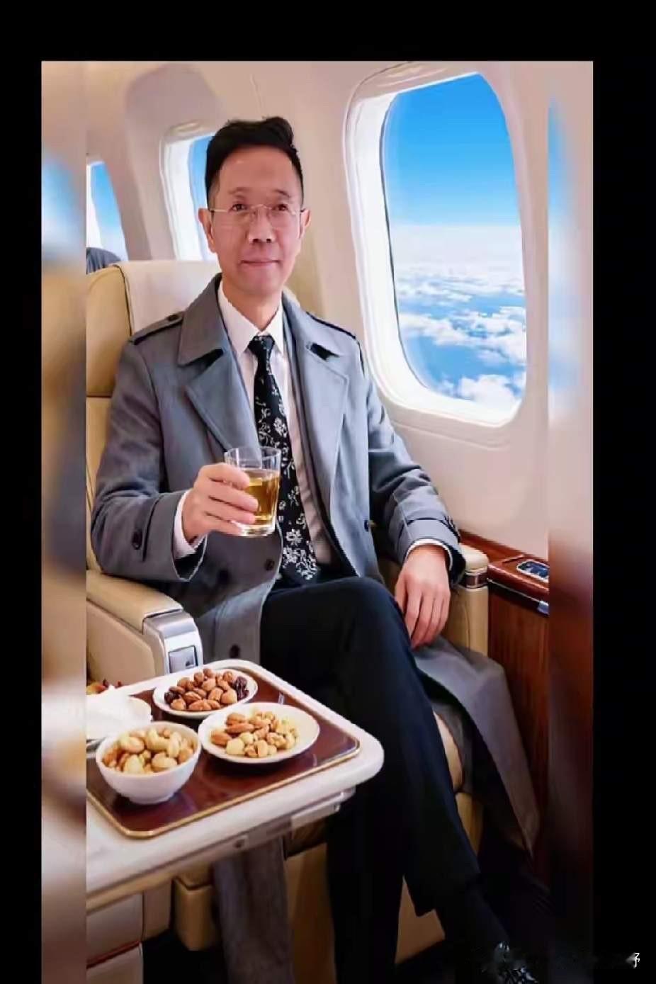 向全网呼吁，李圣律师需要钢铁战友们云守护，李圣律师遭遇着一股神秘的暗流涌动，李圣