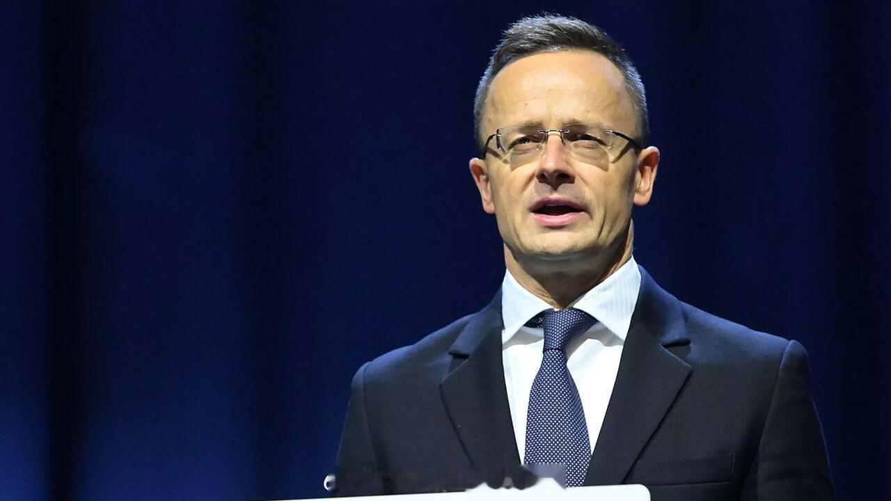 看来匈牙利与俄罗斯的关系要比斯洛伐克与俄罗斯的关系更好呀。据俄罗斯卫星通讯社报道