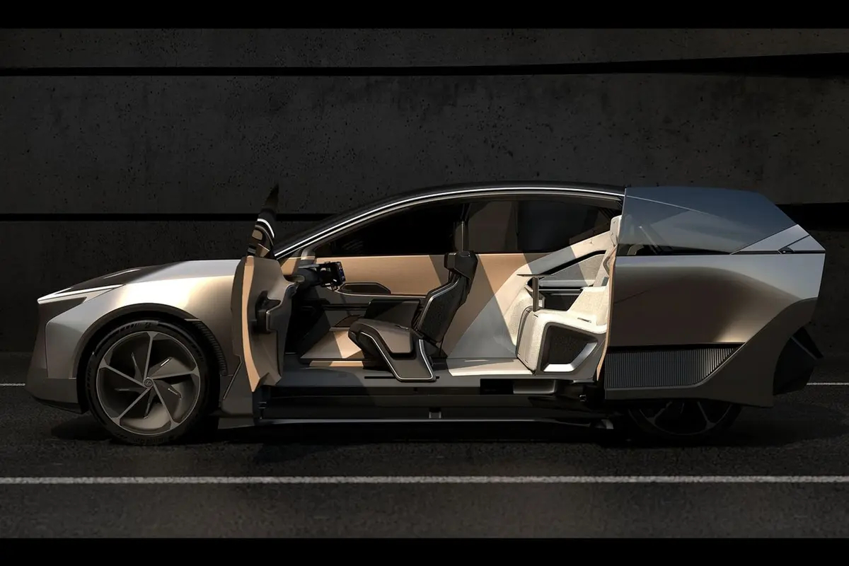 雷克萨斯LF-ZL ​​​