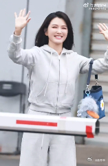 徐洁儿早几年都干嘛去了乘风2026 徐洁儿这种状态谁看了不迷糊？不仅颜值抗打，身