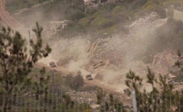 刚勉强稳住几天的黎以局势转眼就崩了，原本靠着各方调停勉强达成的停火约定，如今完全