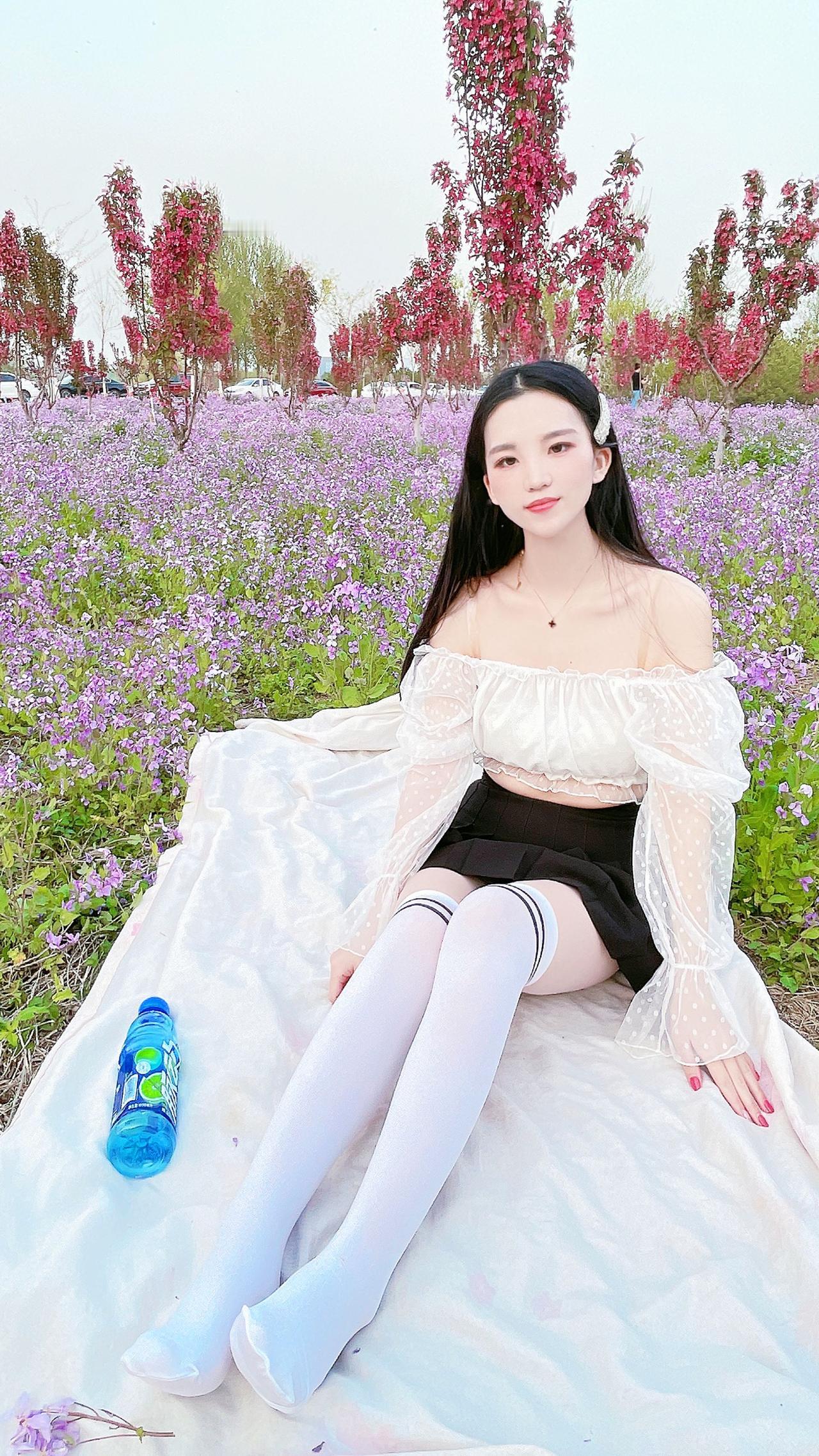 报告，今日白色过膝袜美女 过膝袜 黑丝 春节