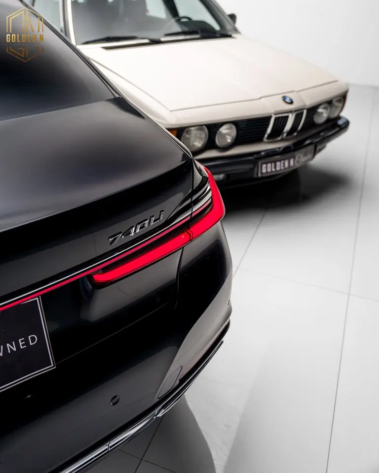 宝马世家。BMW 7 Generations. THE G12. TH...