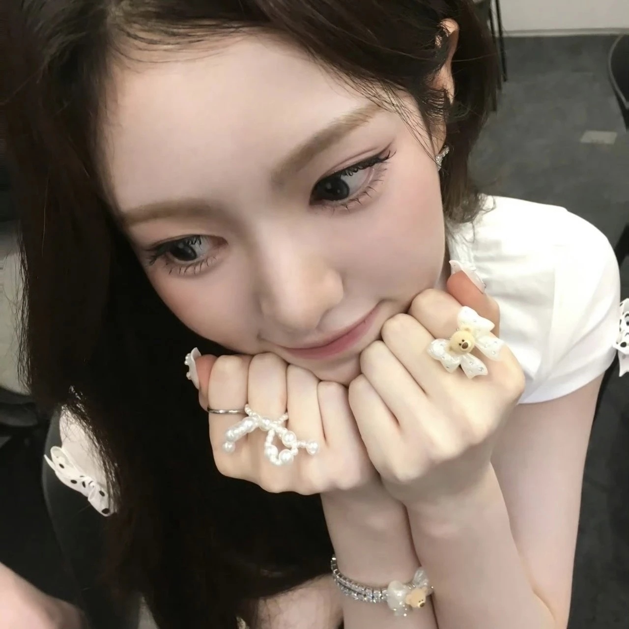 𝐰𝐞𝐜𝐡𝐚𝐭｜女生頭像💭₊˚🐰₊⁺ 딩동 