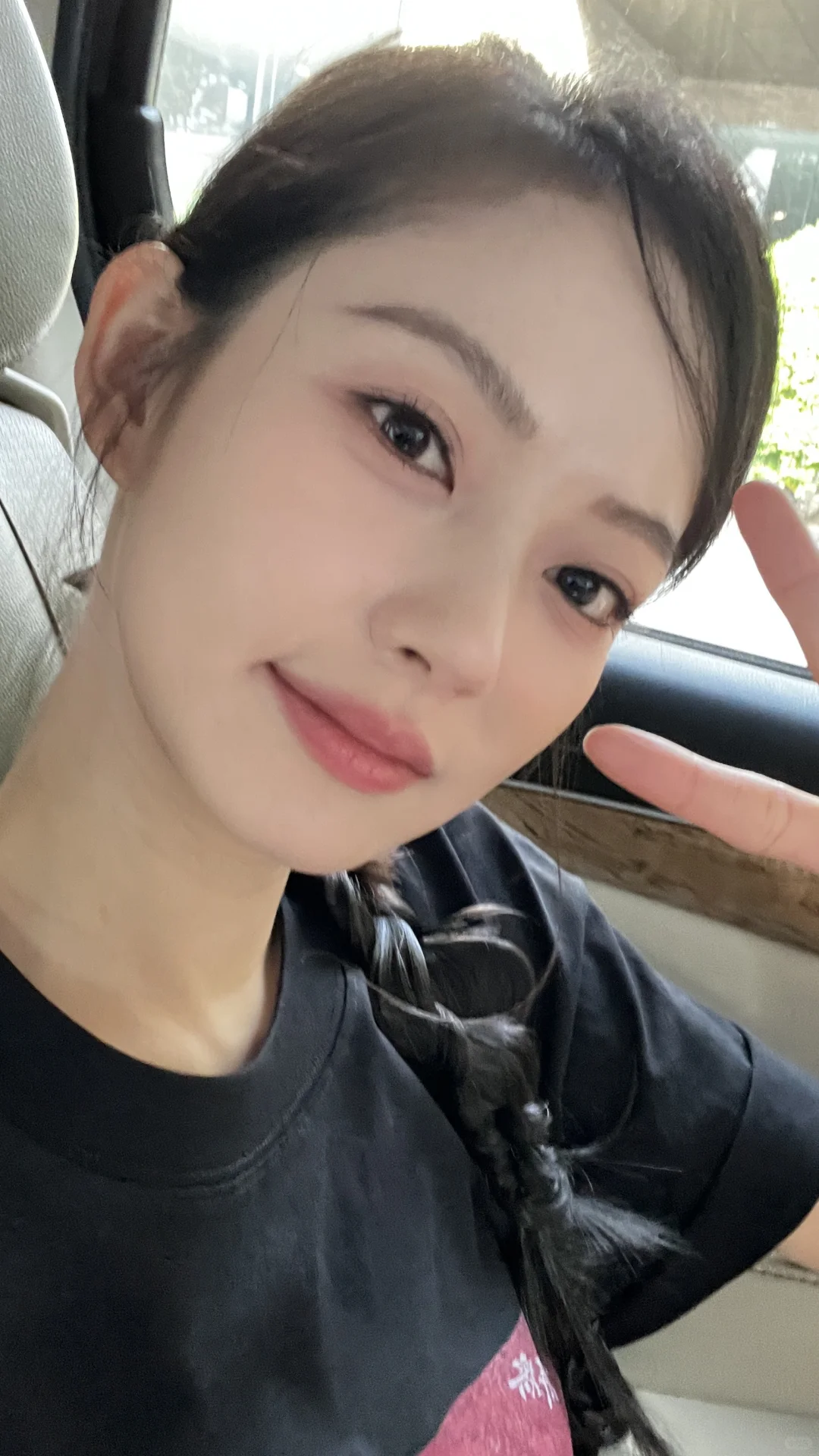 奇怪嘞 都是同一天的我 	 出差几天 花不乐意了 塞班 有点怪我 [萌...
