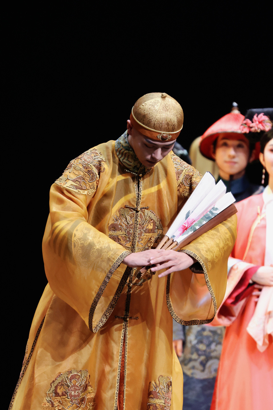 肖宇梁说国家强大很幸福 一个好的演员深入了解自己所扮演的角色，领悟其中的深层含义