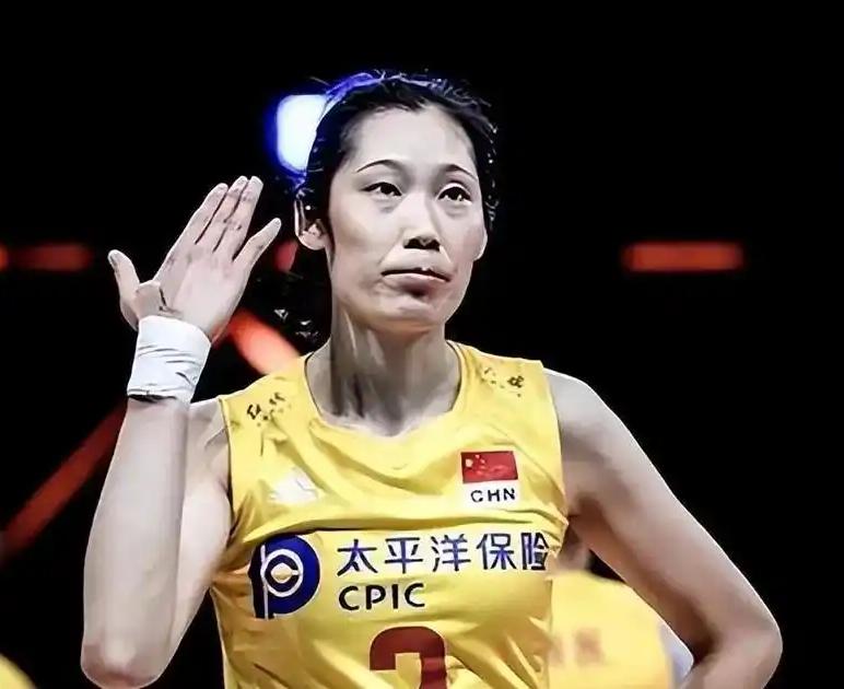 科内晋级意杯四强，朱婷5分表现一般，遭桑塔雷利频繁换下！
      女排意大利