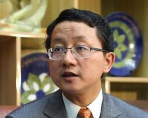 刘劲松那句“当然不满意”还没被忘，亚洲司就换帅了：北京对日会松口吗？

刘劲松受