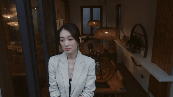 电视剧乌云之上 目前来看剧情紧凑、反转出乎意料，今晚就能看到大结局了，希望能保持