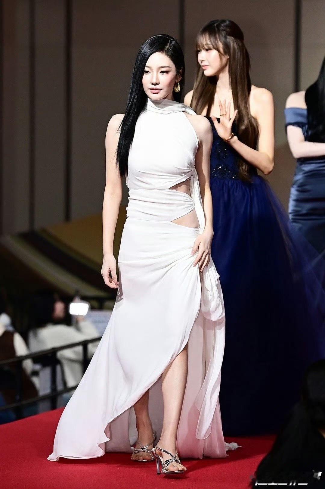 地表最强161的比例很难评 