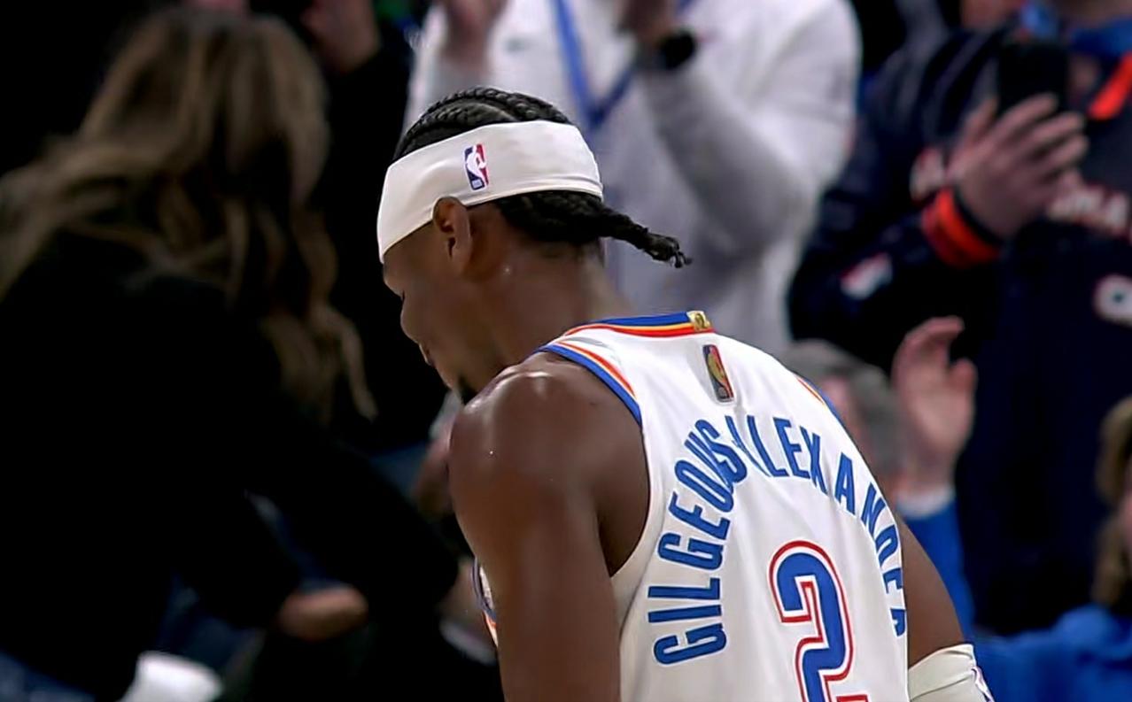 亚历山大被反噬了！

面对超级残阵活塞：亚历山大关键时刻投中准绝杀3分，被裁判吹