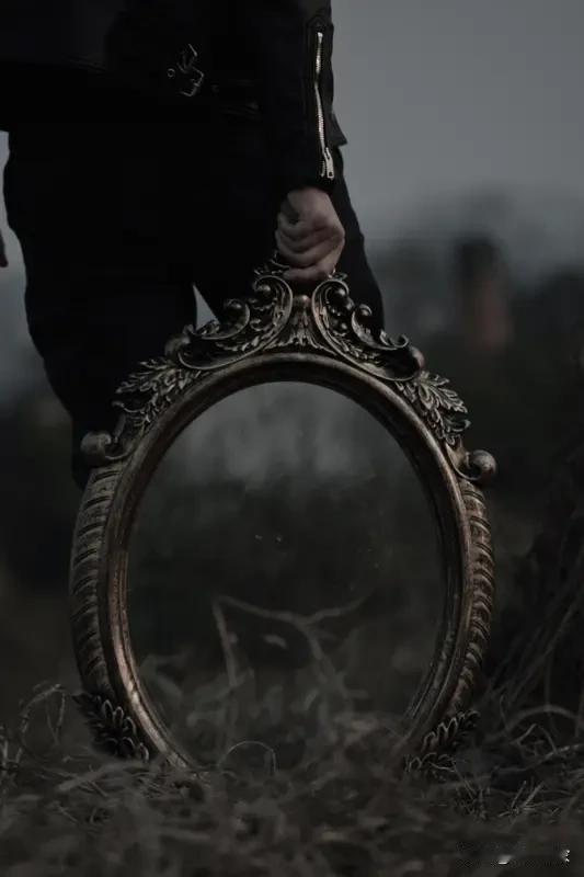 女人靠男人靠得住吗？这话题竟有6亿阅读量，看来很多人心里都有疑惑。我做情感专栏十