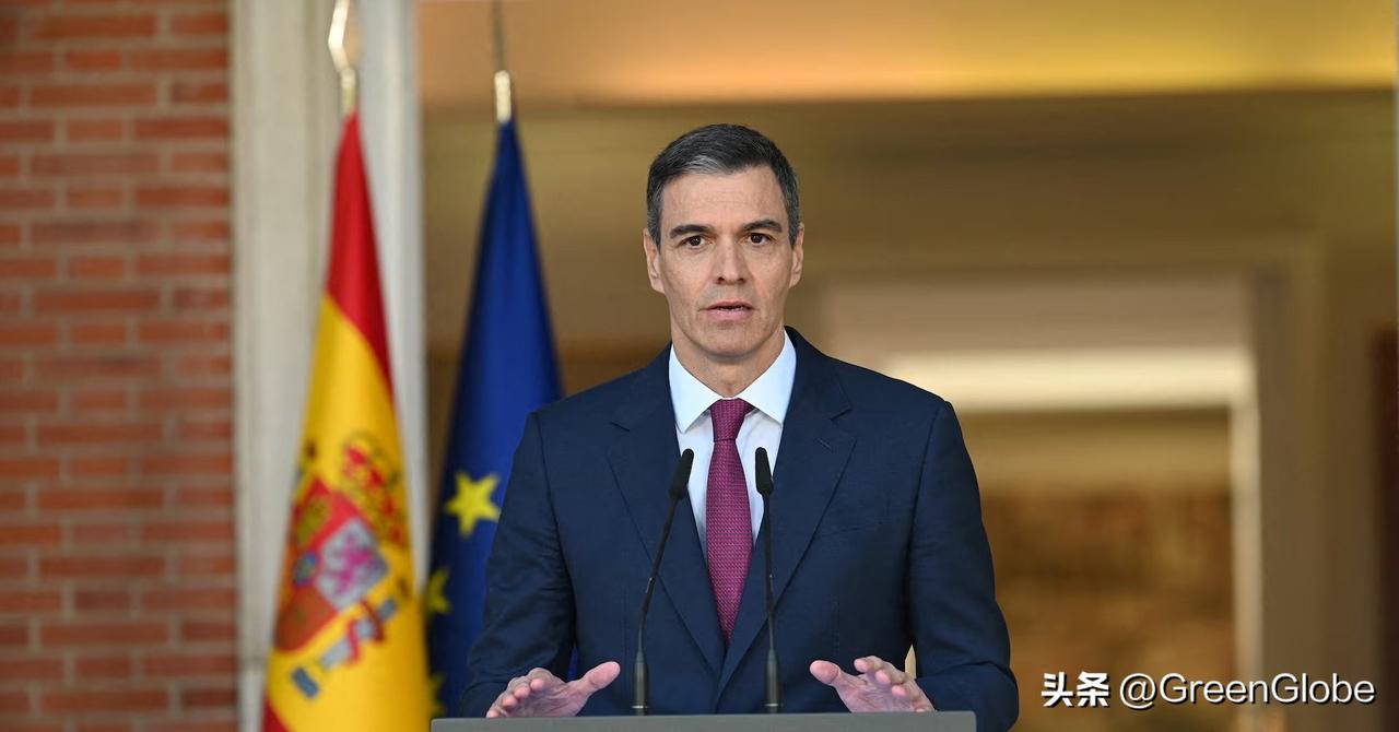 根据《路透社》报道，西班牙已禁止美国利用其军事基地在伊朗境内开展军事行动。

西