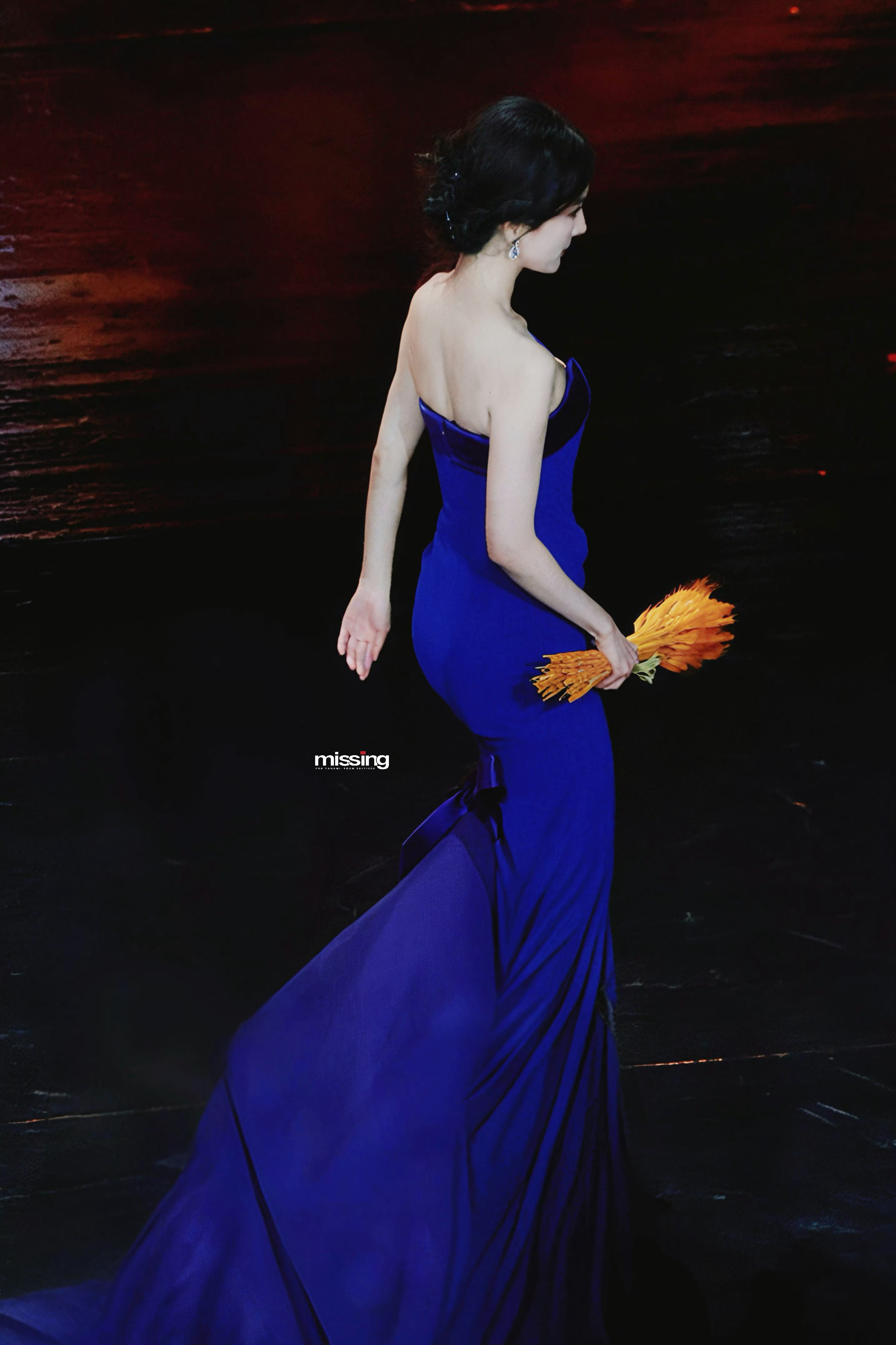 杨幂黄晓明微博年度演员属于杨幂宁绣绣的荣誉才刚开始呢，还是那句话：剧粉支持演员杨