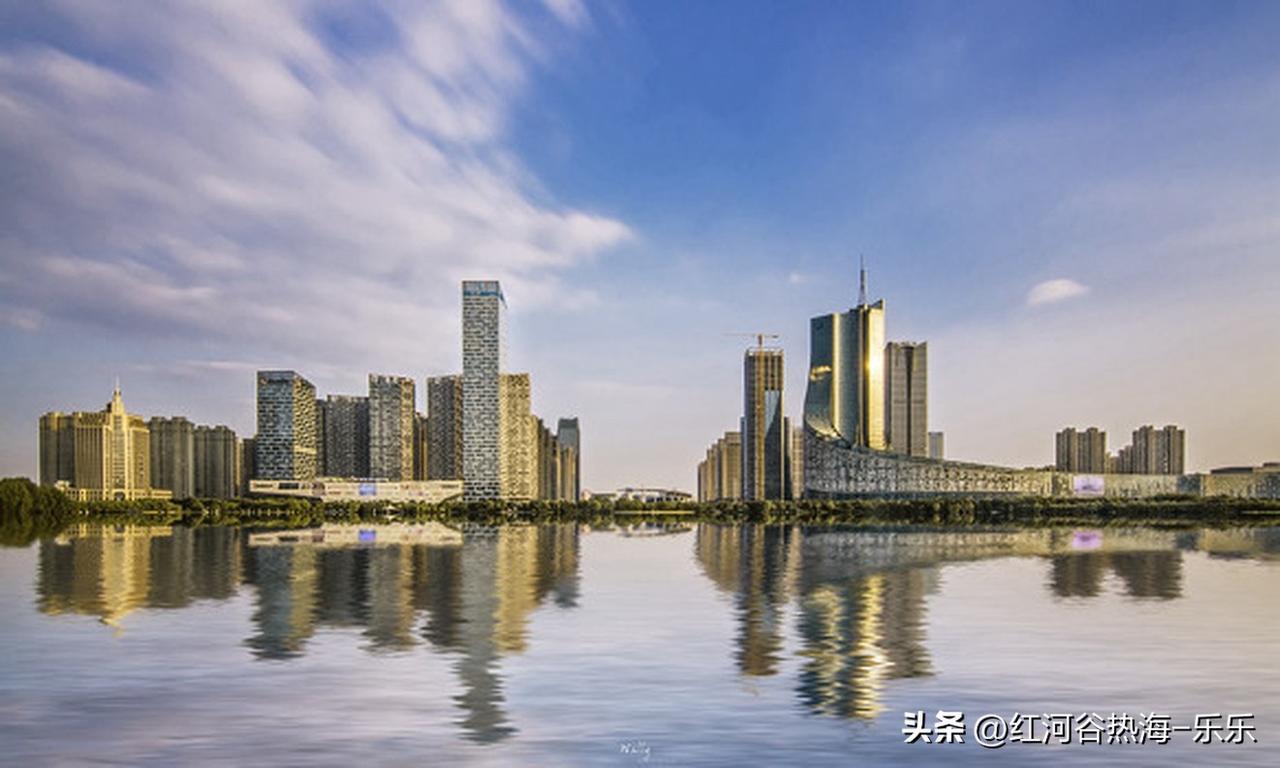 合肥楼市还是没能涨起来。
虽然说合肥楼市今年的成交量很高，合肥楼市的那些房东预期