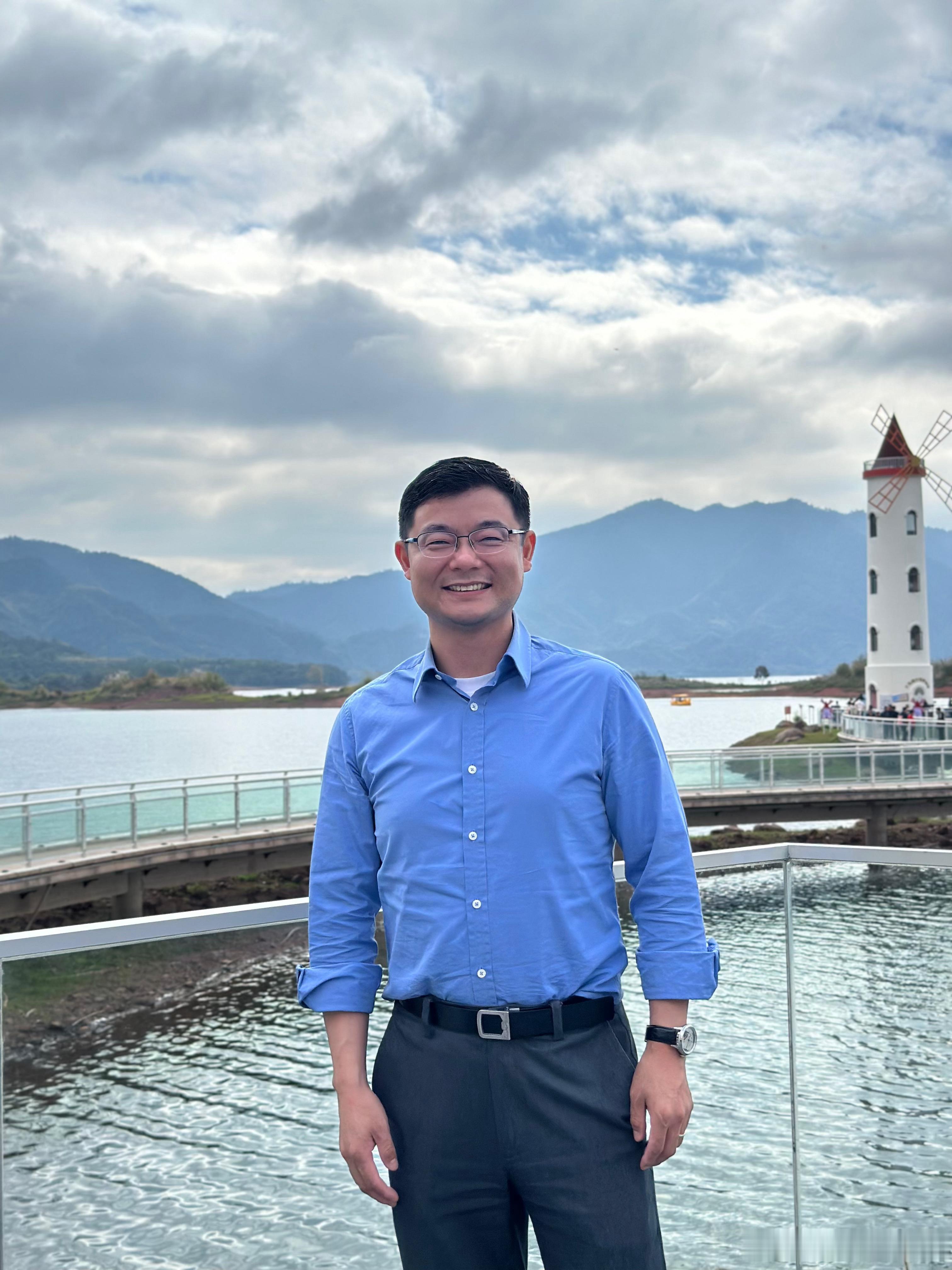 年富力强、精壮汉子的形象，跃然而出。这半年走得总体还算顺利，不过难度也不小需要应