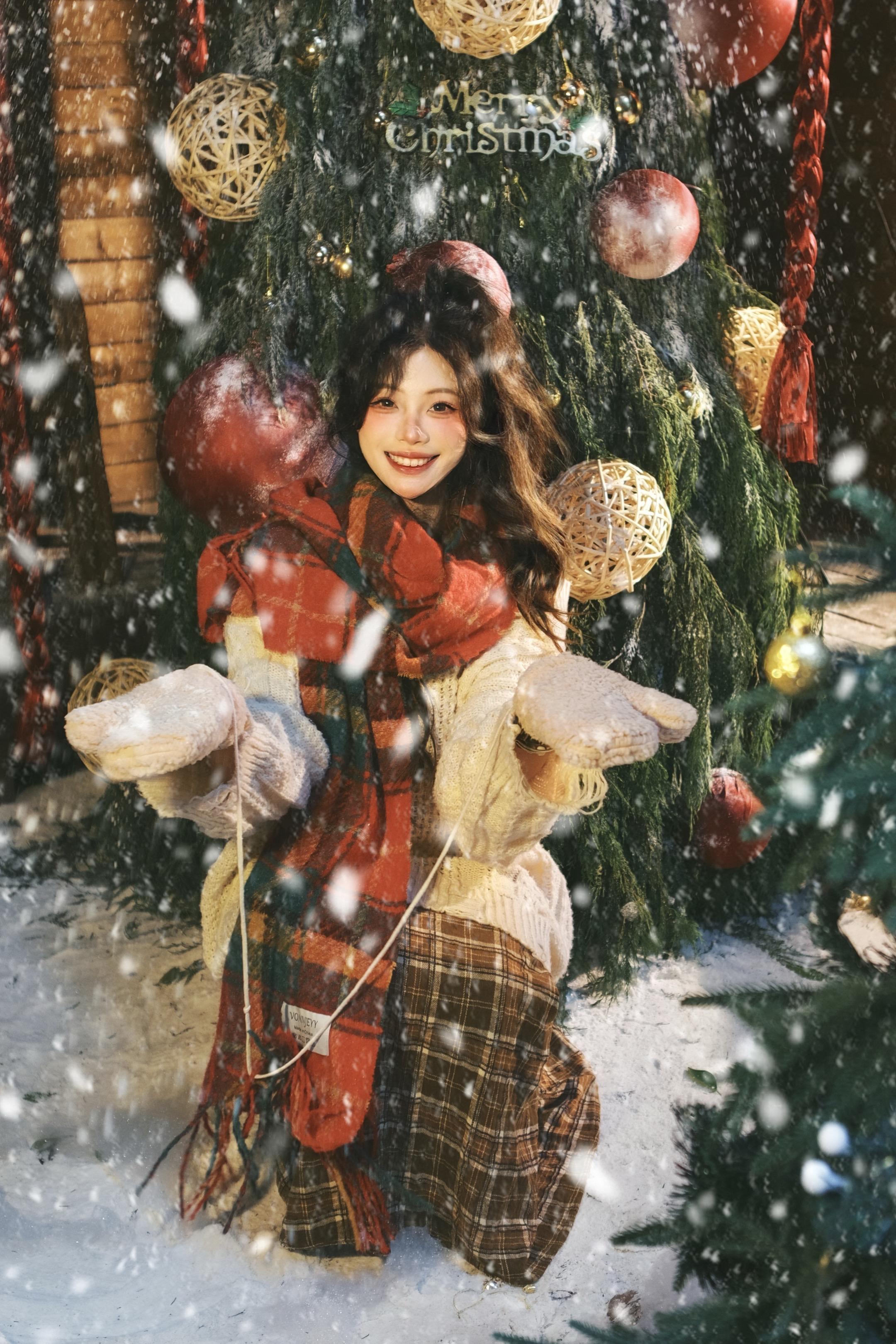 圣诞老人 如果你听见我的愿望就拜托你用长长的线把我和我所珍视的人永远永...