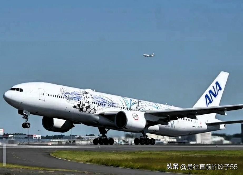 日本人庆祝东方大国取消50万张赴日机票，看到这件事，日本人特别高兴，感觉还是蛮正