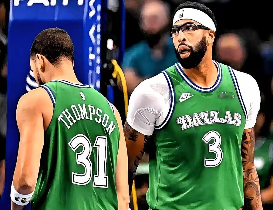 戴维斯砍下独行侠生涯新高依然被嫌弃

独行侠输给鹈鹕，戴维斯砍下独行侠生涯首个3