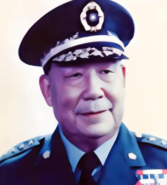 1949年，蒋介石下死令：撤离青岛必炸全城设施！刘安祺表面点头应承，转身就对亲兵