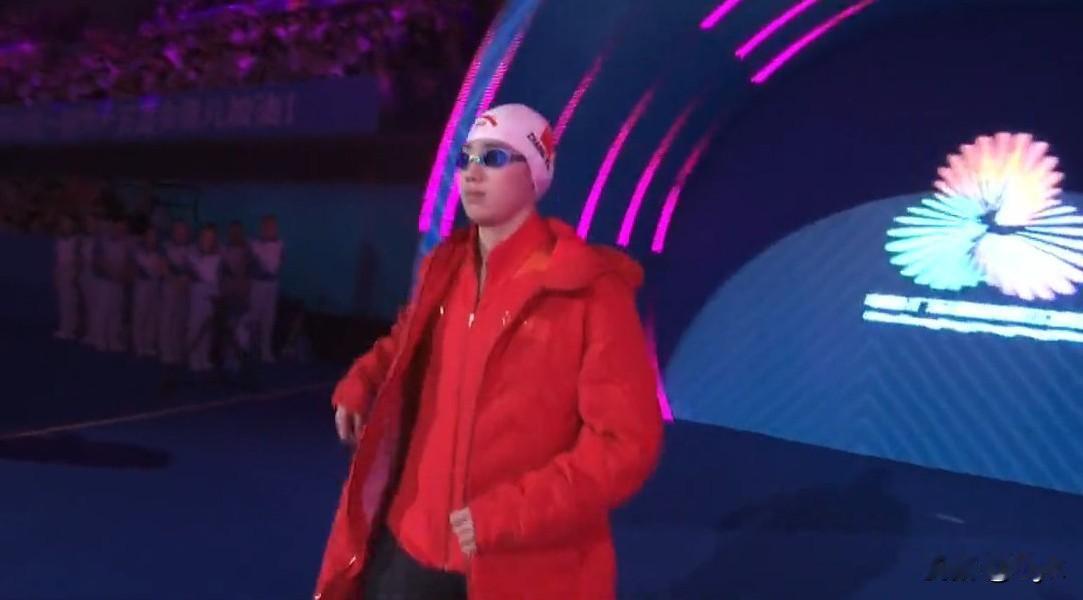 恭喜！张雨霏以56.88秒夺得全运会女子100米蝶泳冠军。
 
在第十五届全运会