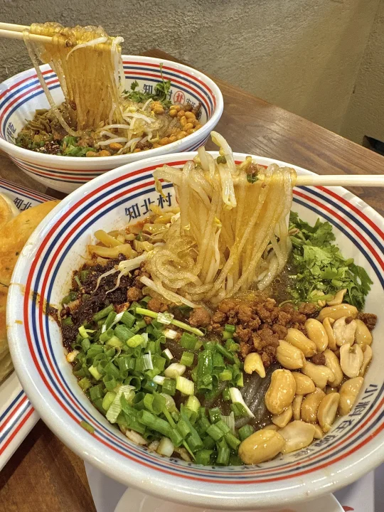 为了这碗酸辣粉，特意去了趟欧亚卖场！！！