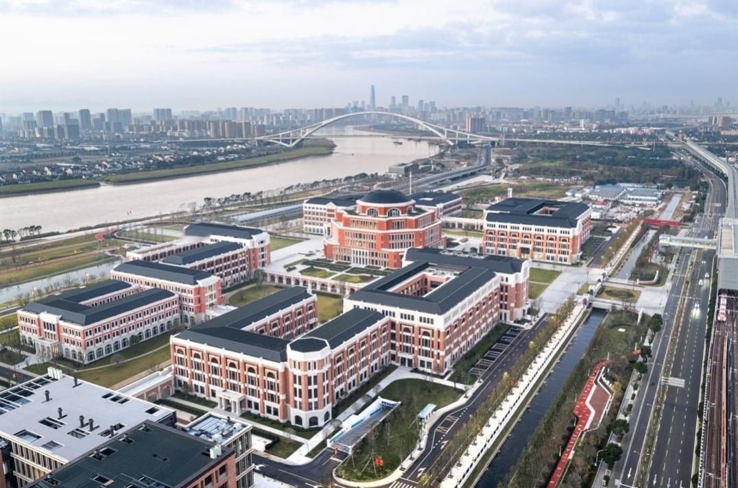 宁波教授深耕20年攻克永久污染物斩获全球大奖 宁波东方理工大学蔡宗苇院士拿下安捷