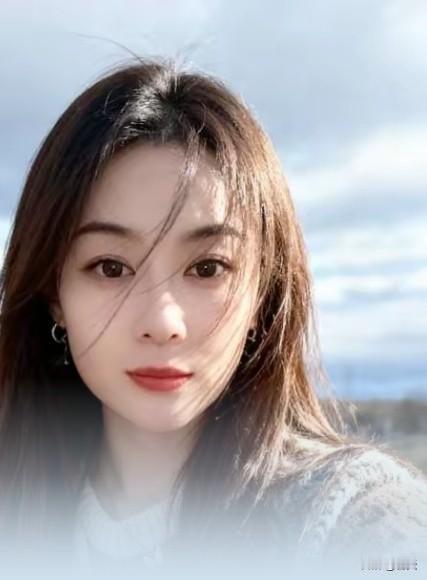 今天突然发现，热情是限量版
 
今天突然发现，热情这玩意儿真的是限量版。从前对着