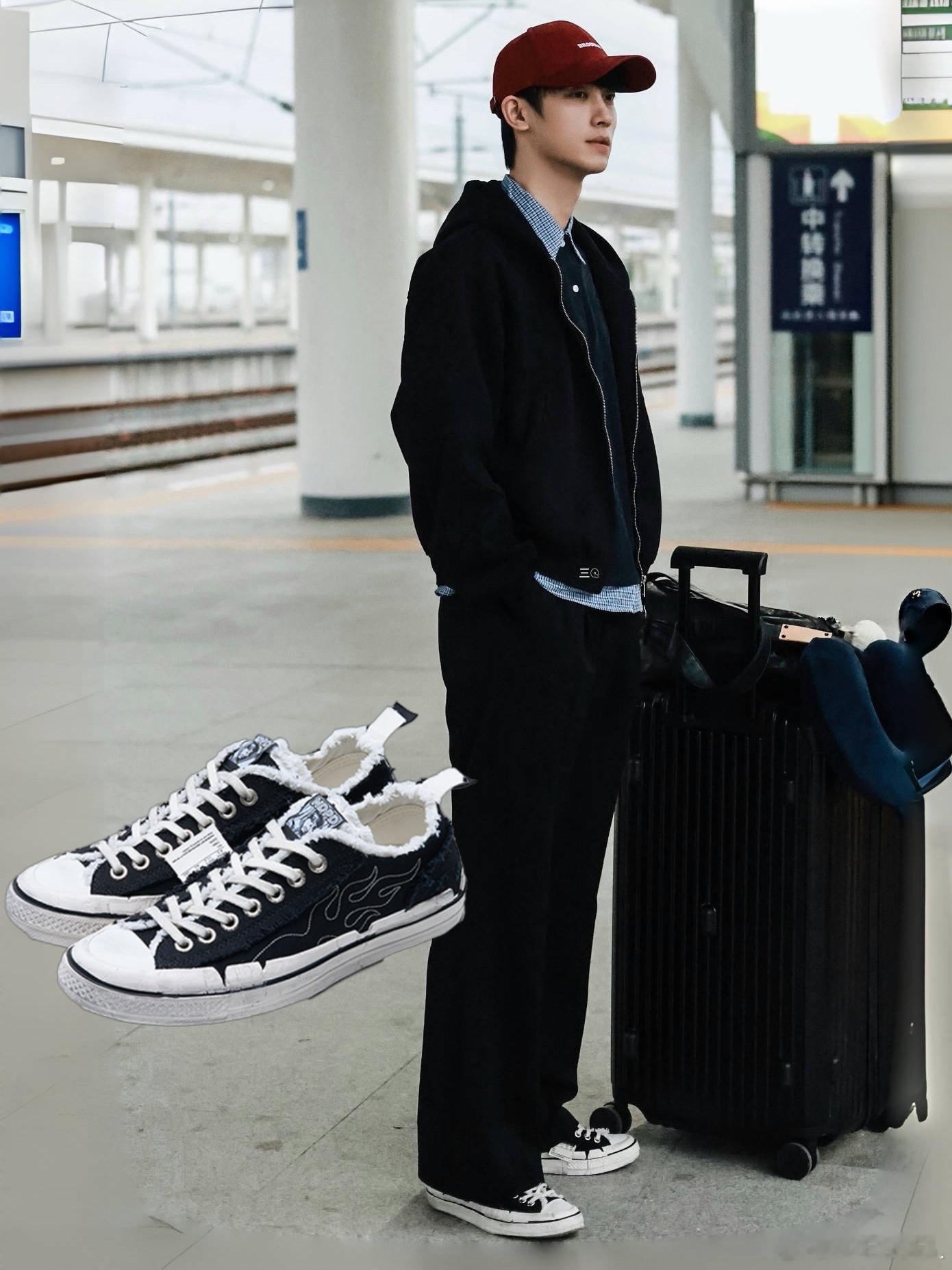 在路透中：上脚【xVESSEL x  NDPD联名鞋】手工裂纹如时光褶皱，做旧鞋