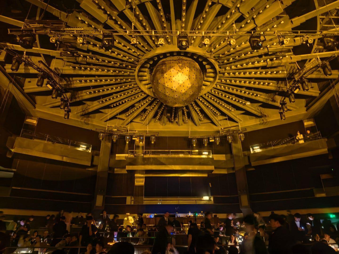 以前被坑多了，现在体验一些便宜的 