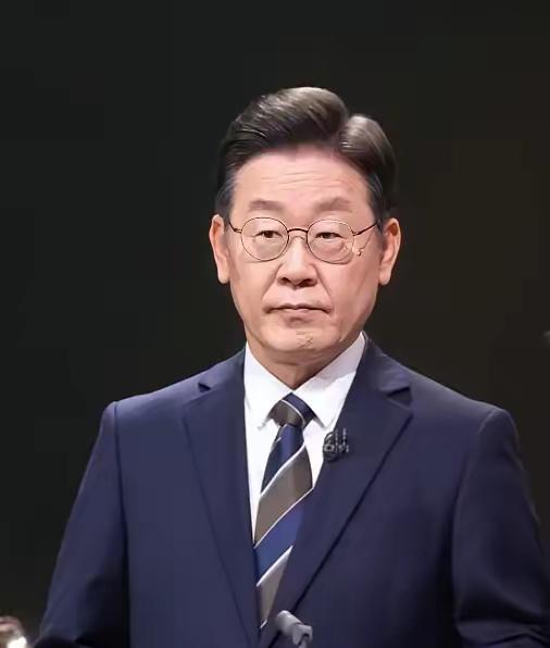 半岛无人机闹剧：不是军方干的，难道是无人机自己长腿闯朝鲜？

刚从外交场上回来的