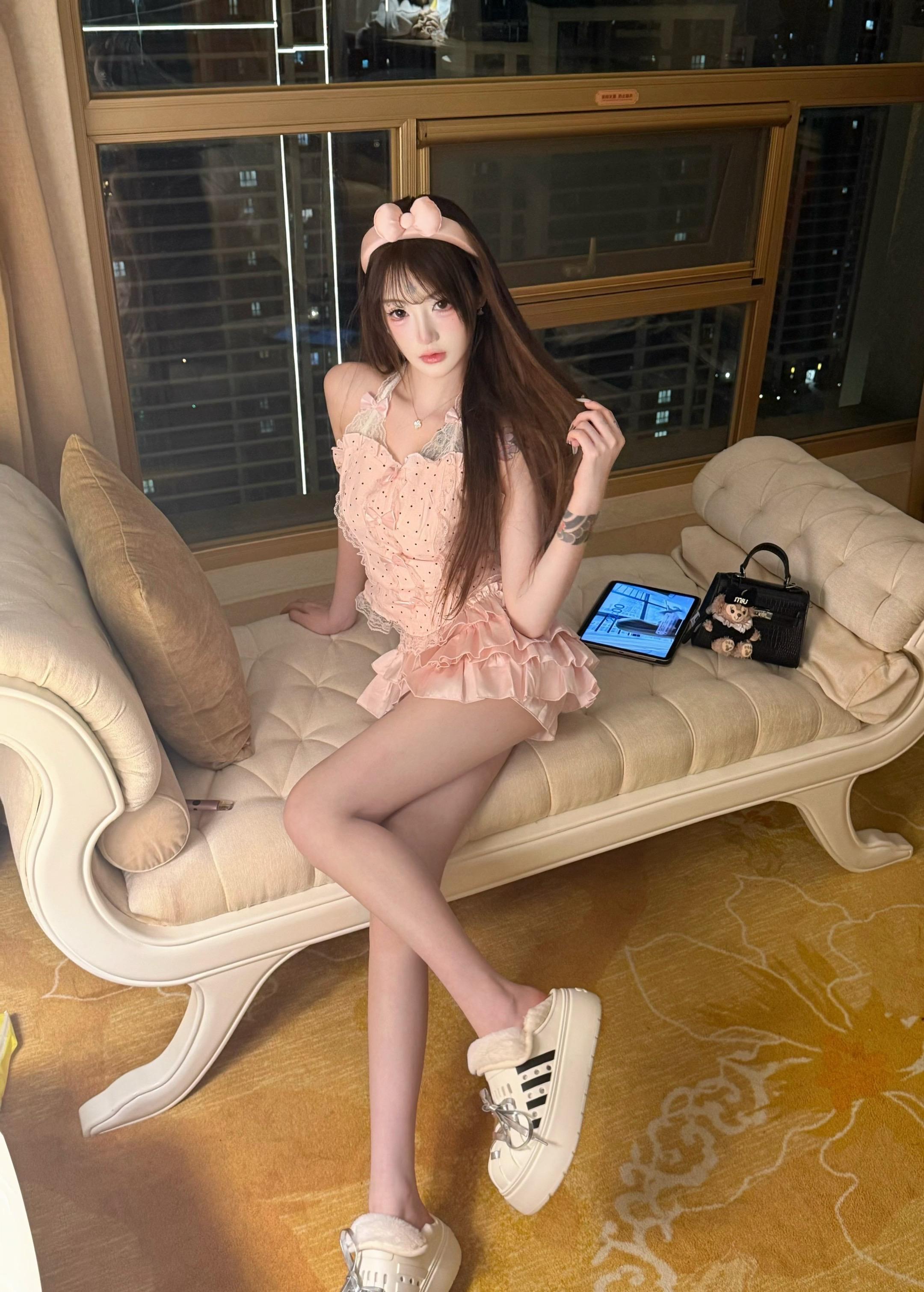 你会奉献 我会索取 我们太合适了