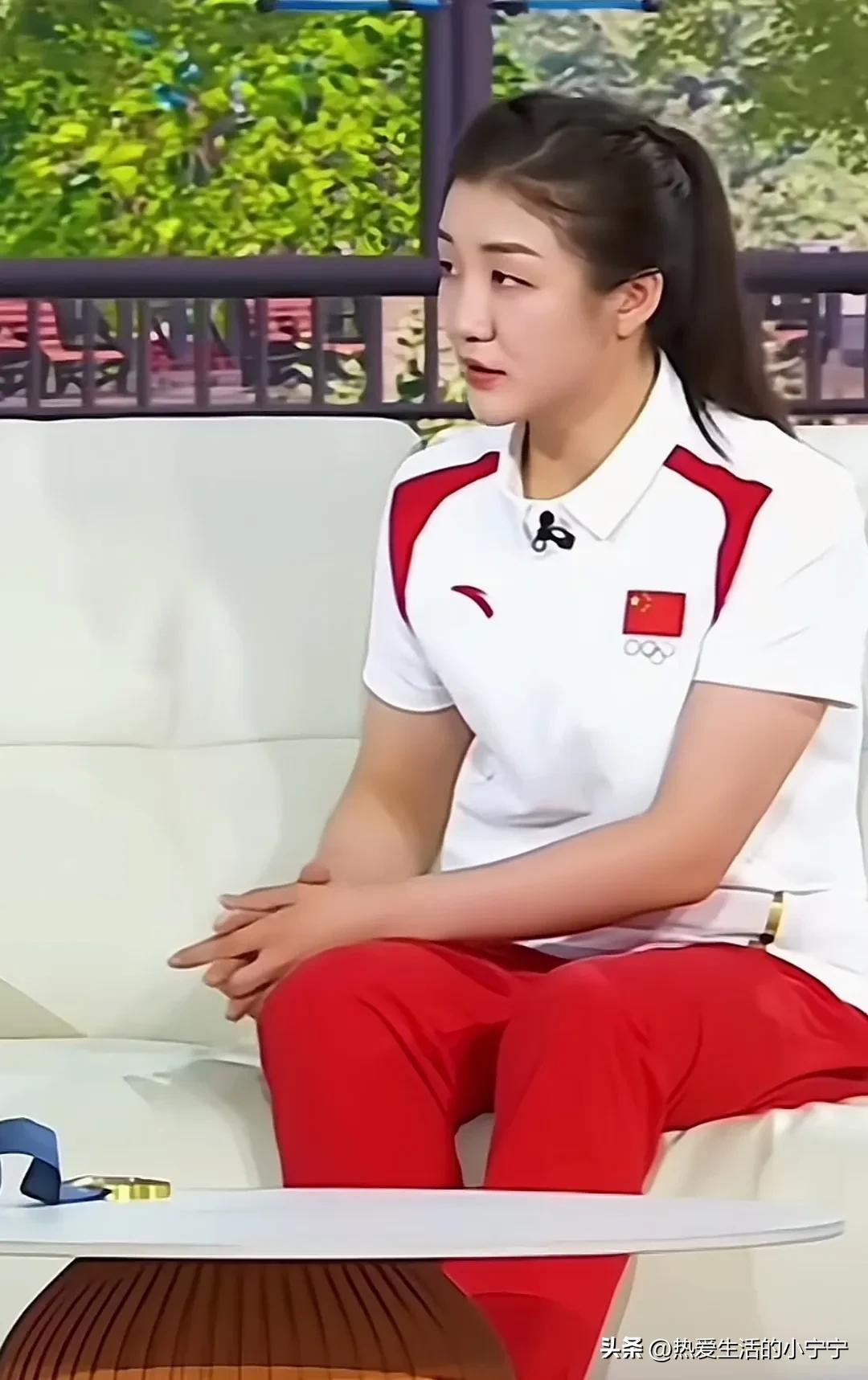 这就是世界冠军该有的霸气[赞][赞][赞]
  奥运会陈梦夺得女单金牌之后，当记