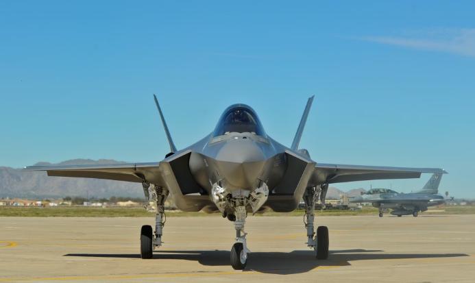 曾说过中国不会用无人机打仗的美企高管，被制裁了
 
12月26日，我国外交部再次