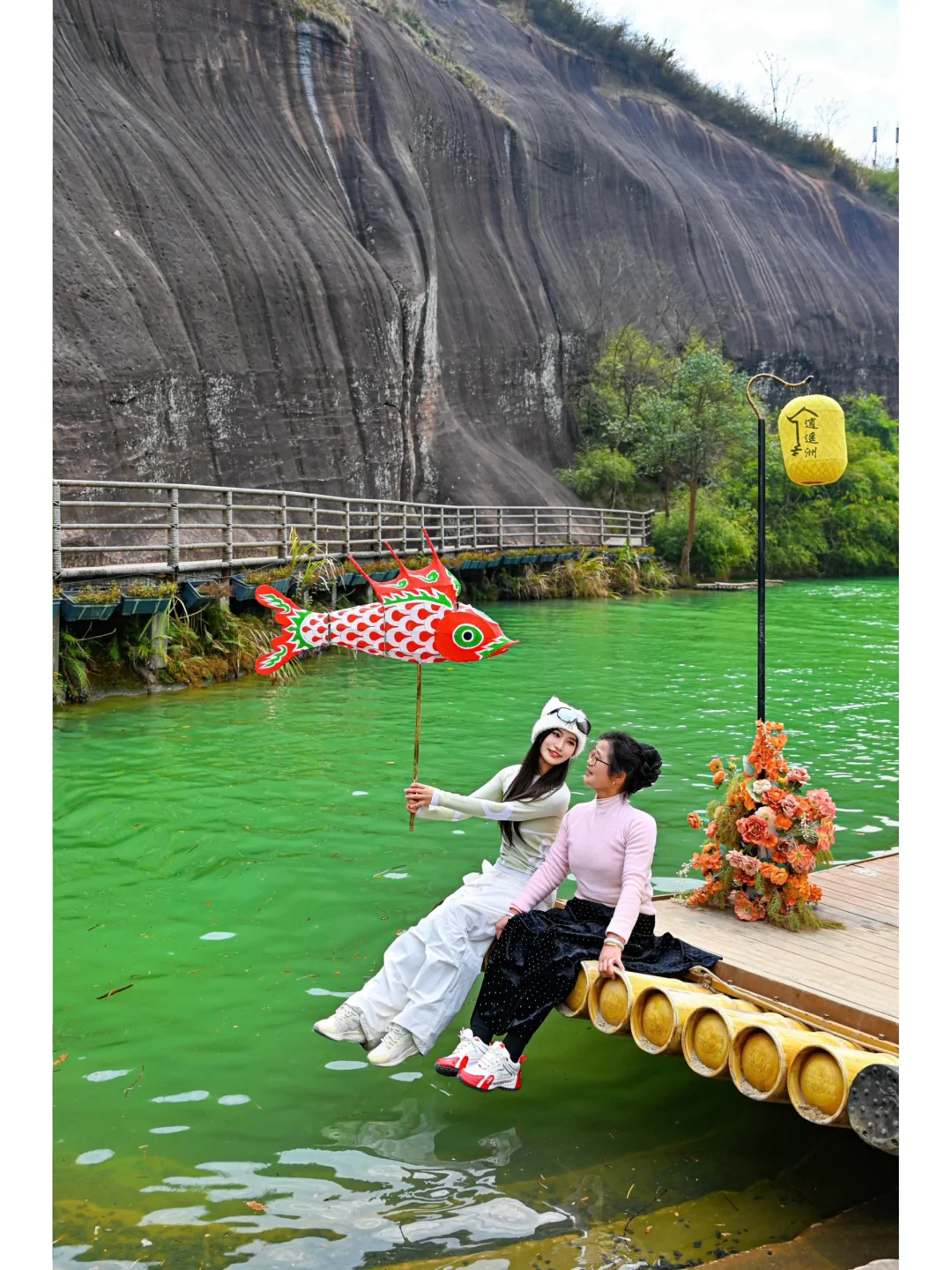 带父母旅行｜郴州飞天山春节丹霞竹筏全攻略