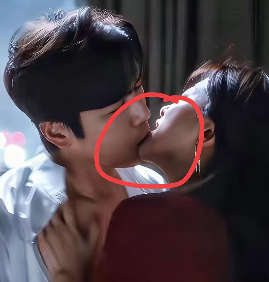 钟汉良，真的别再拍吻戏了。看了心酸又油腻。年轻时拍吻戏确实有看头，毕竟人帅，又有