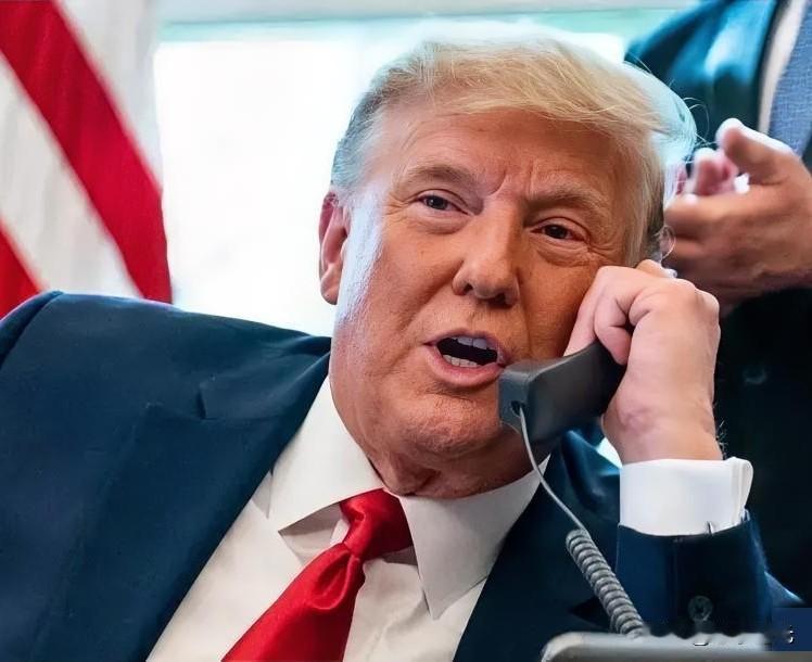 特朗普又放话了！
4月24日，美国总统特朗普突然放话，对伊朗不想仓促行事，但军事