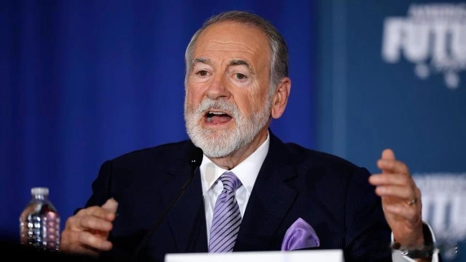 美国驻以色列大使的一句话

让中东各国瞬间炸开了锅

也充分暴露了美国对待中东的