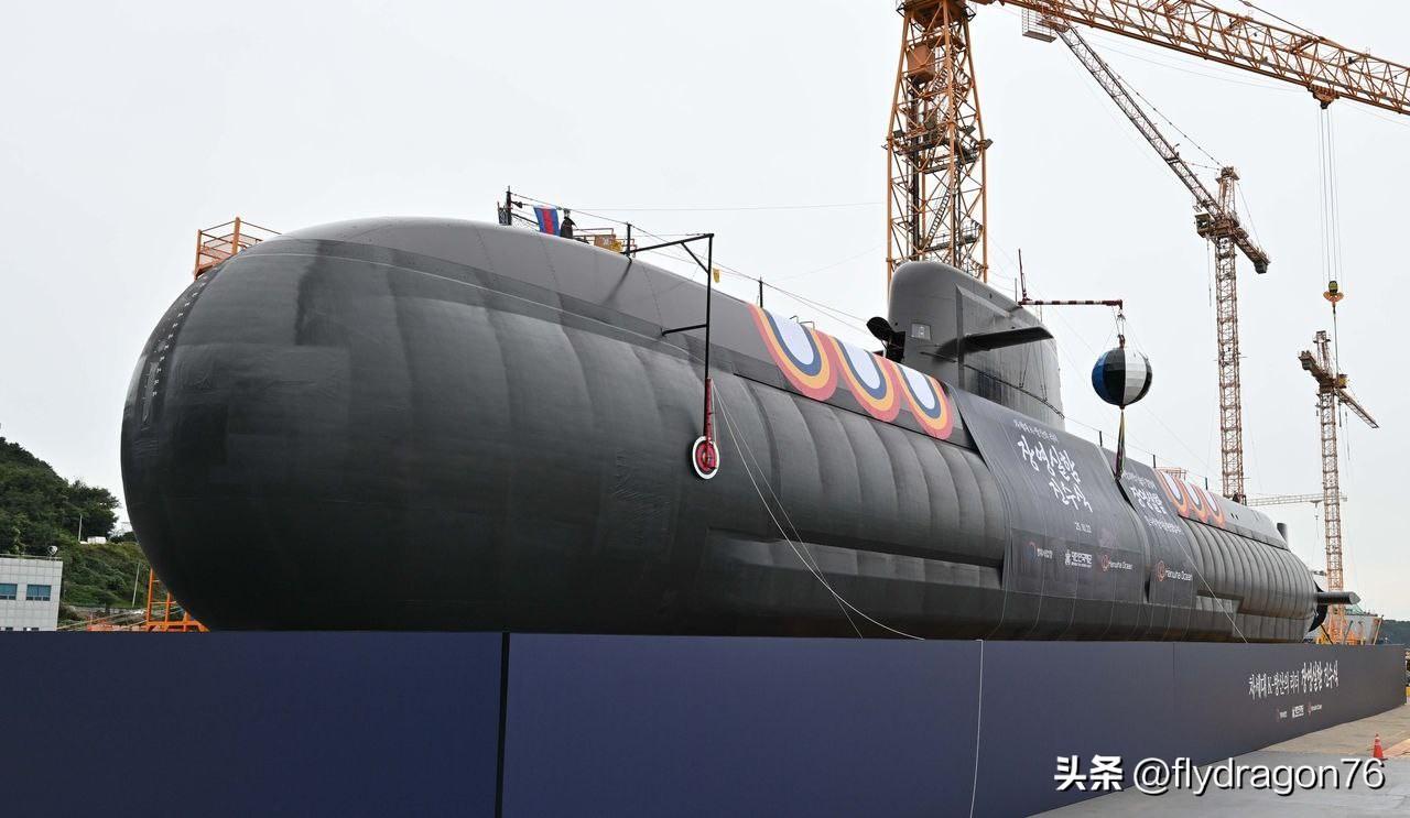 🛳🇰🇷 韩国即将下水柴电潜艇

10月22日，位于韩国庆尚南道巨济市的韩华