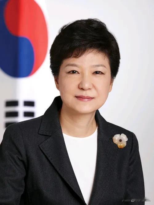 韩国总统往往难以善终，原因较为复杂，主要包括以下几点：

1. 政治体制因素：韩