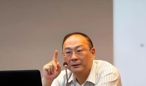 万万没想到，全球局势中“最乱”的竟是中国，人民大学金灿荣院长曾直言：中国周边环境