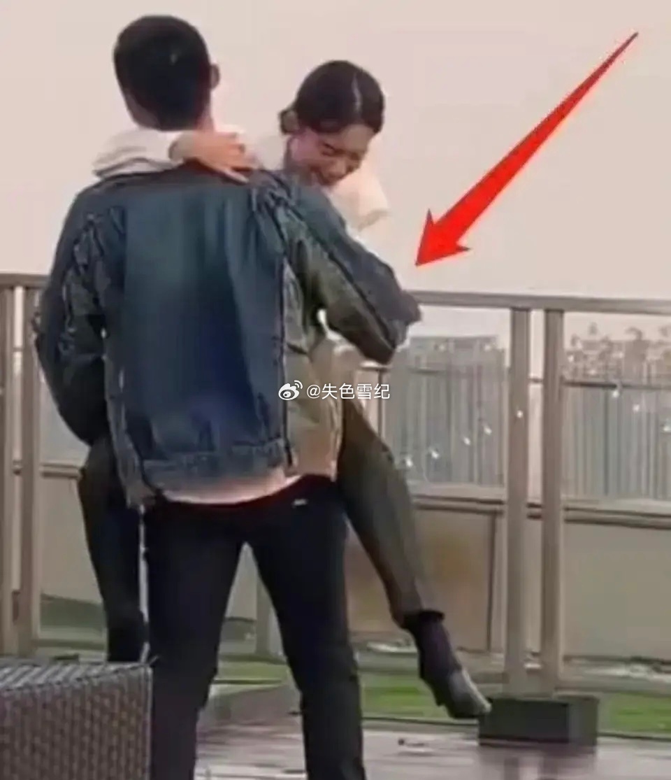 终于知道演员拍戏，为什么会容易因戏生情了，换成是我，我也控制不住啊！ ​​​