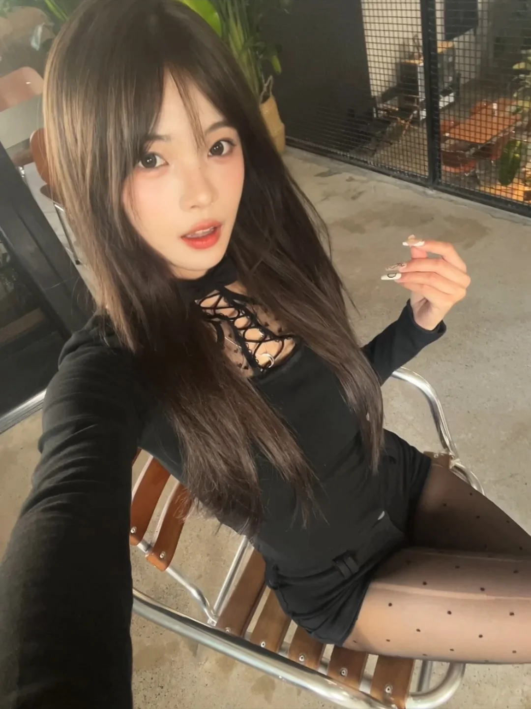 哇