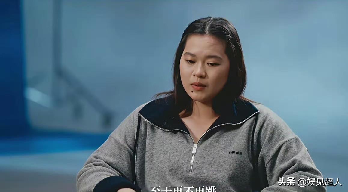 最近全红婵专访被问"会不会退役"，这个19岁姑娘直接红了眼眶。她坦白巴黎奥运会后