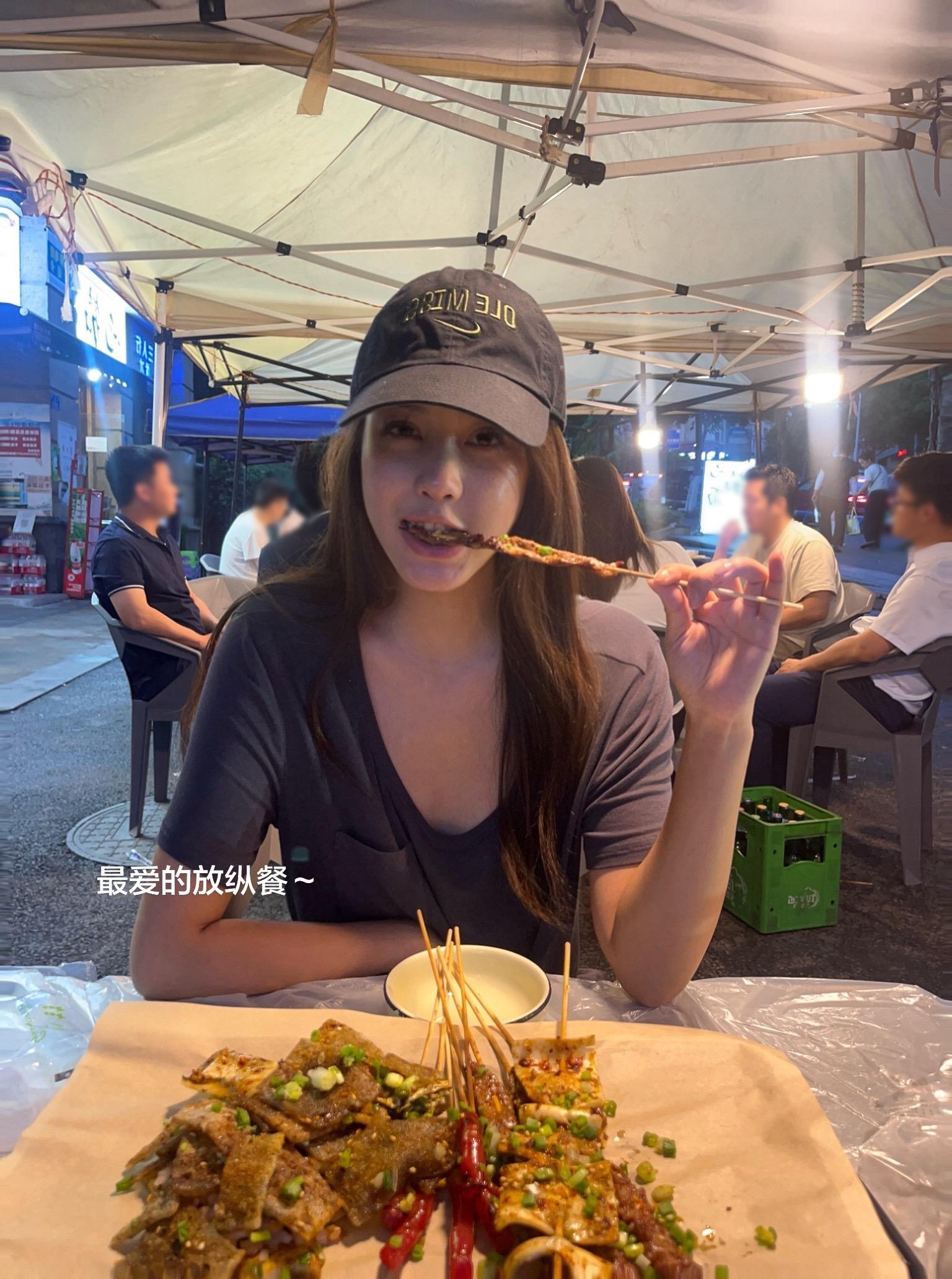 一些相册废片。本来会被删掉照片 加上文字一下把我拉回了当时🤭