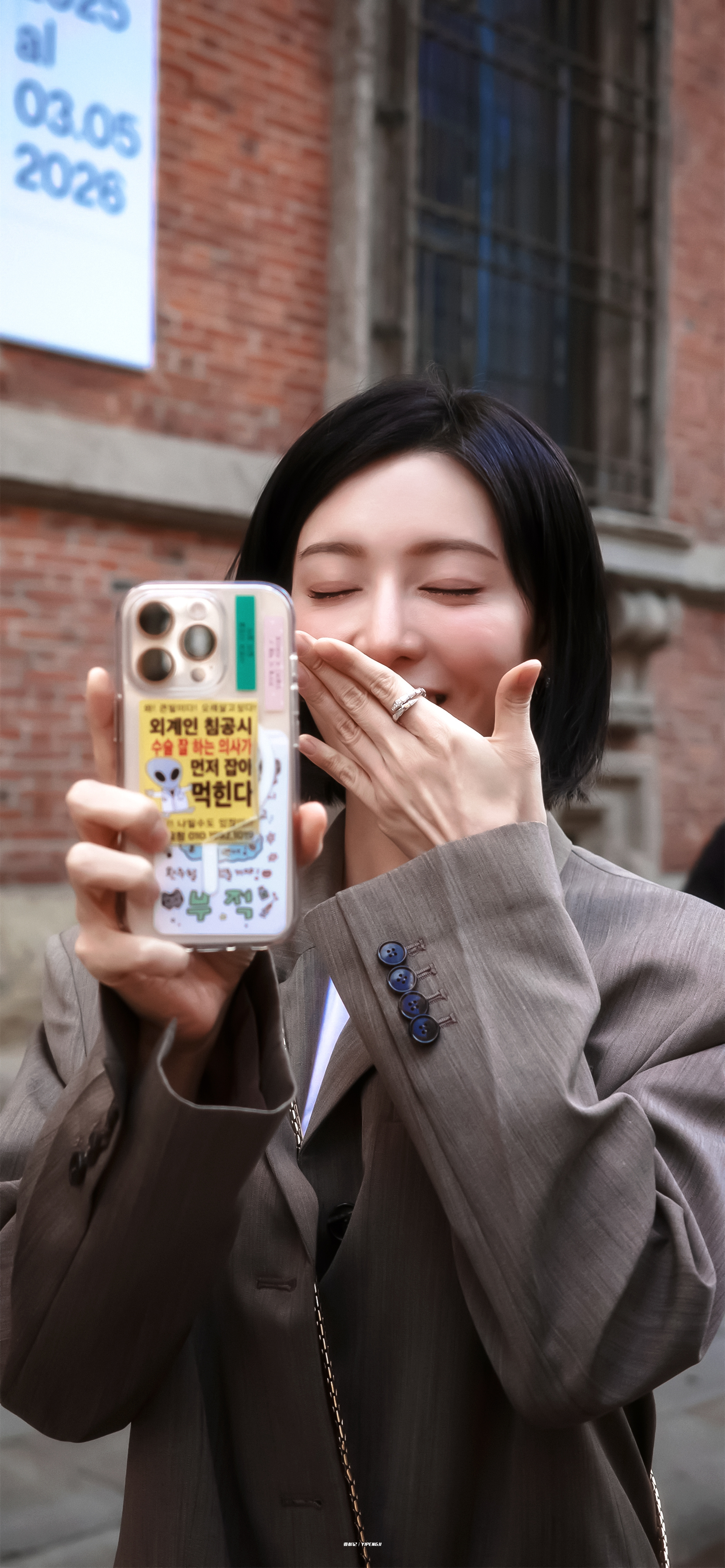 金智媛 · 𝙂𝙚𝙚𝙬𝙤𝙣𝙞𝙞 